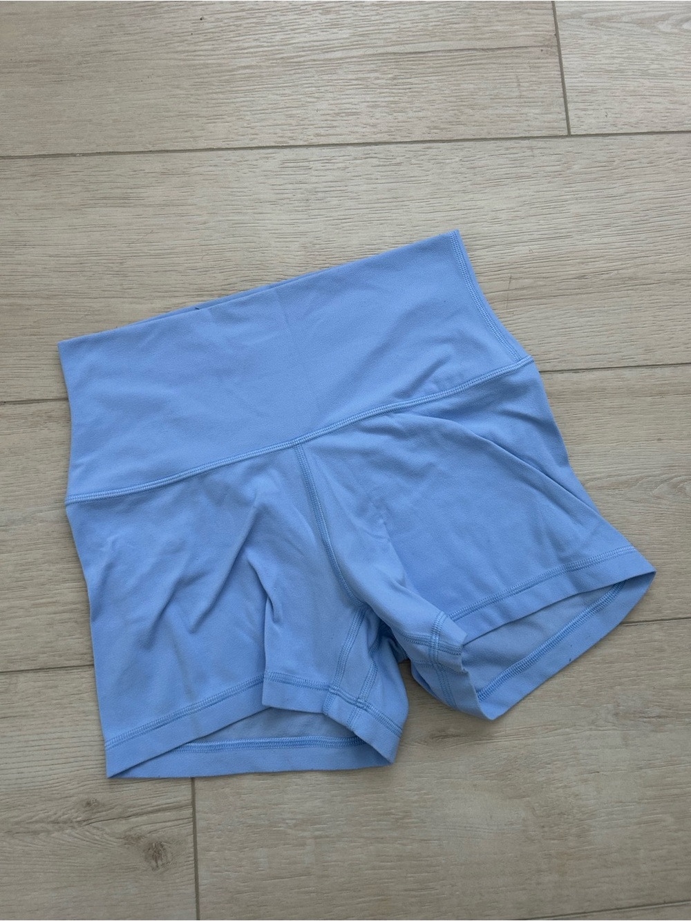 Aritzia Golden Butter Biker Shorts
